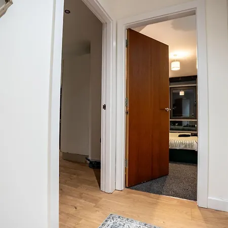 Apartment Riverside With Balconies Leeds (West Yorkshire)